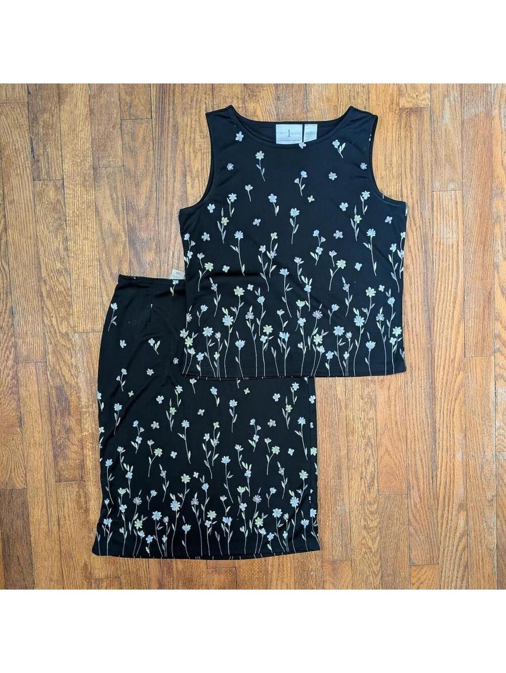 Vintage 1990s Y2K Liz Claiborne Black Ditsy Floral Tank And Skirt Set Small